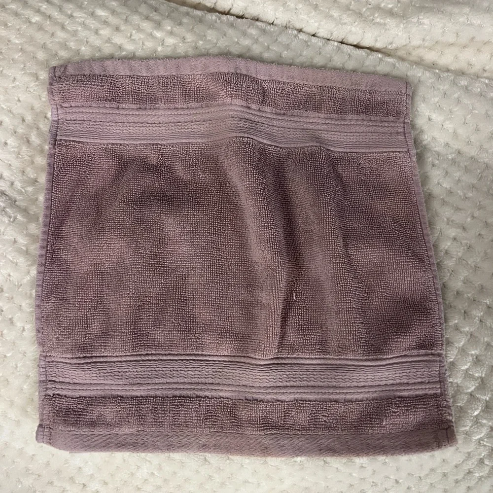 DKNY light purple square washcloth